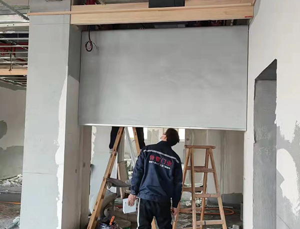 ?電動擋煙垂壁